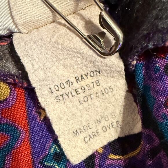 Vintage SAG HARBOR II Colorful Abstract Boho Short Sleeve Top Plus Size 20W - Picture 8 of 8